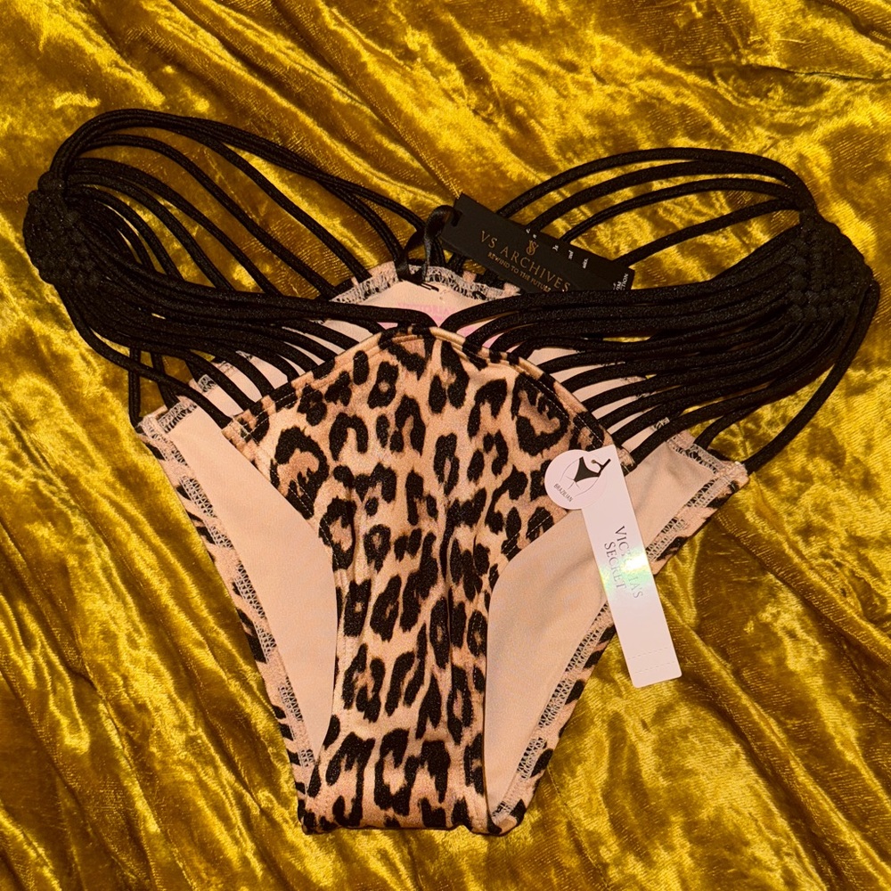Victoria's Secret Archives Leopard Print Brazilian Strappy Bikini Bottom SZ M